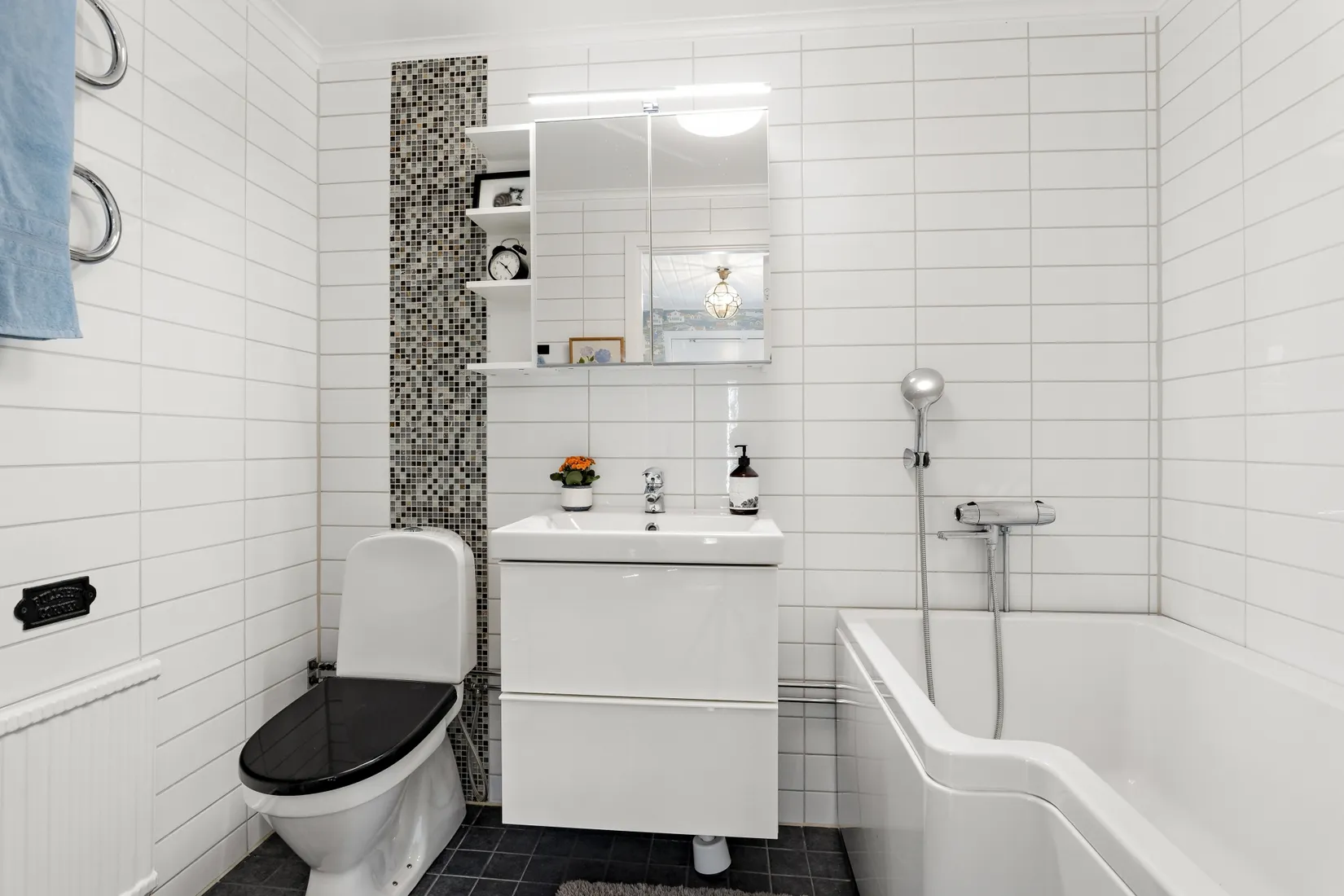 Radhus, Löpargränd 1, Ekerö Hummelvreten, Ekerö