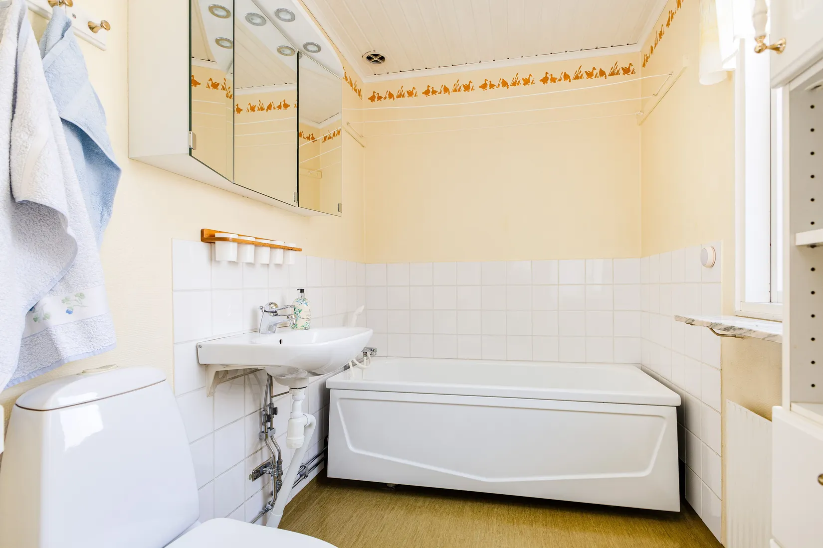 Radhus, Bäckgatan 30, Korsängen, Enköping