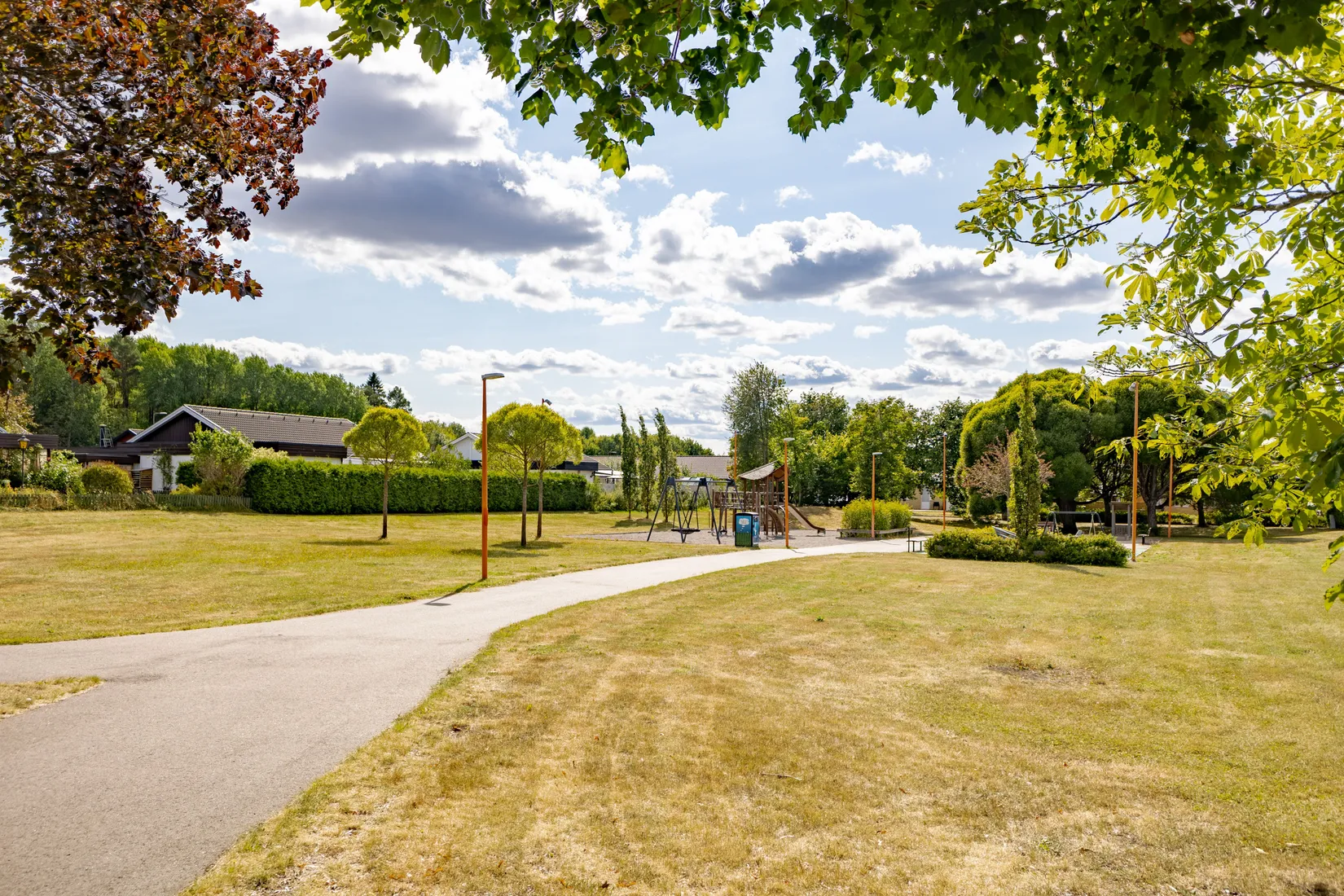 Radhus, Bäckgatan 30, Korsängen, Enköping