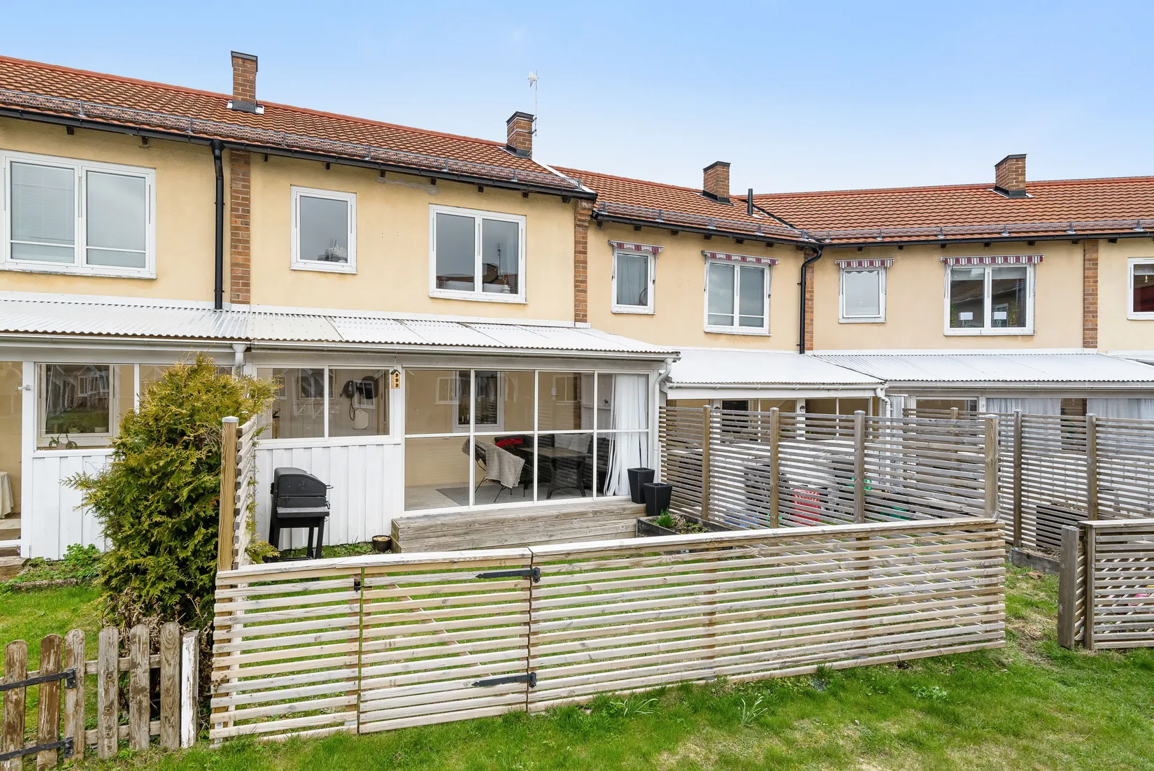 Radhus, Östgötagatan 8D, Brinken, Motala