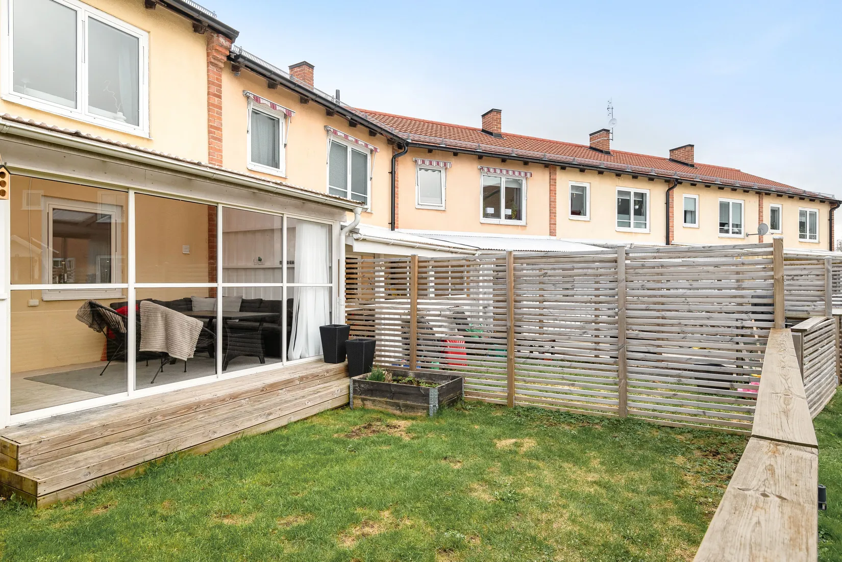 Radhus, Östgötagatan 8D, Brinken, Motala