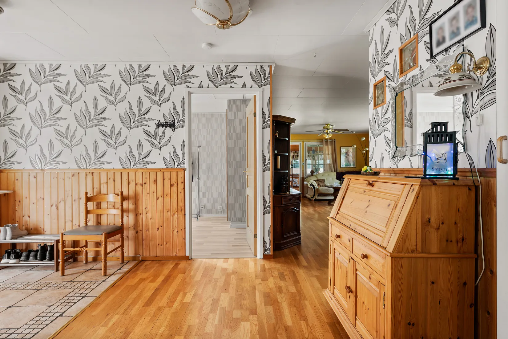 Villa, Midvintergatan 15, Västerås