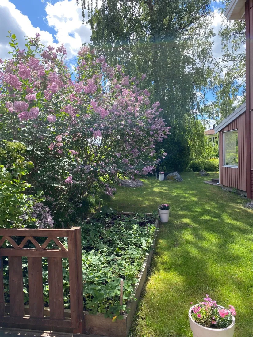 Radhus, Predikantvägen 4, Gribbylund, Täby