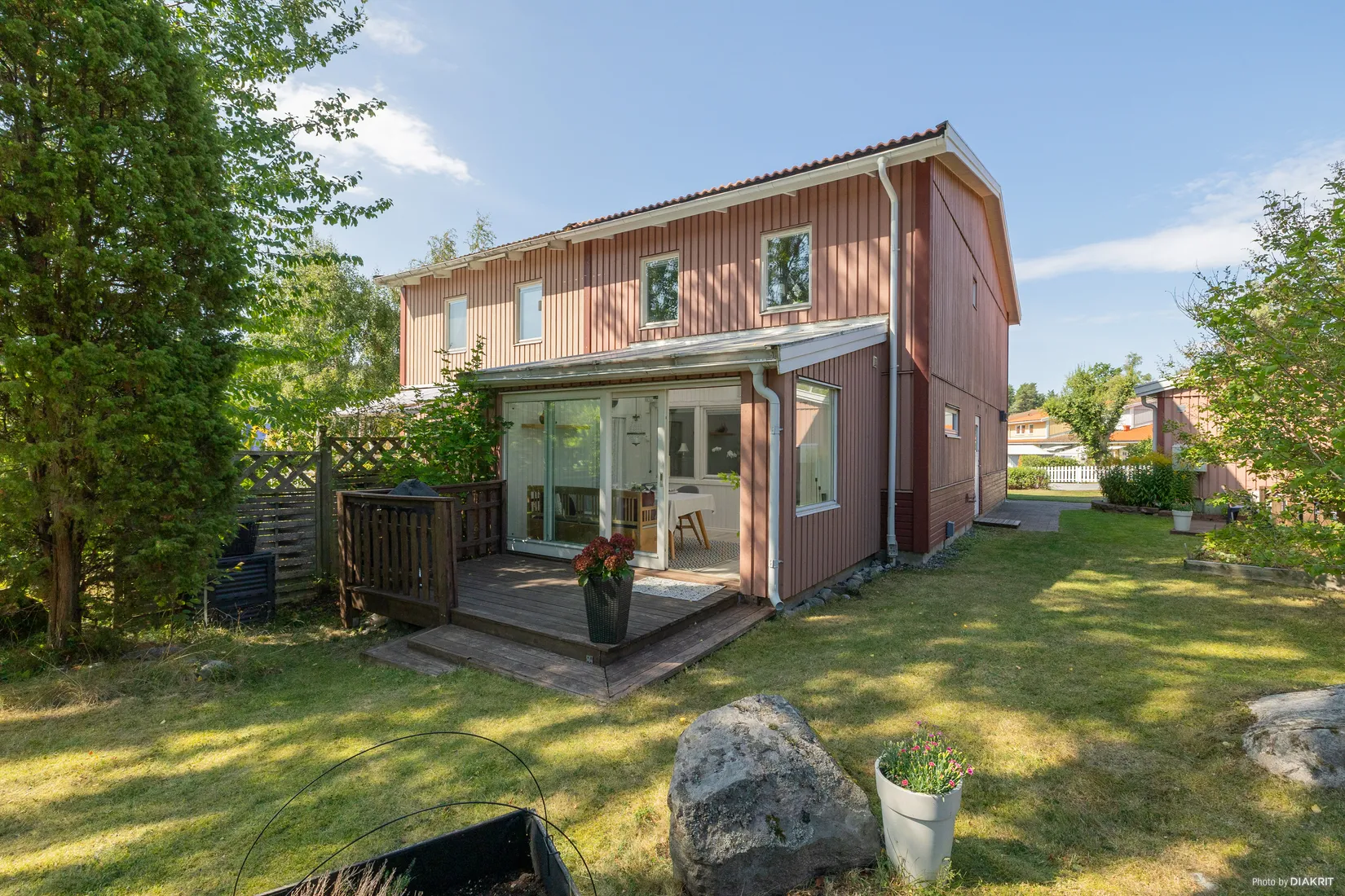 Radhus, Predikantvägen 4, Gribbylund, Täby
