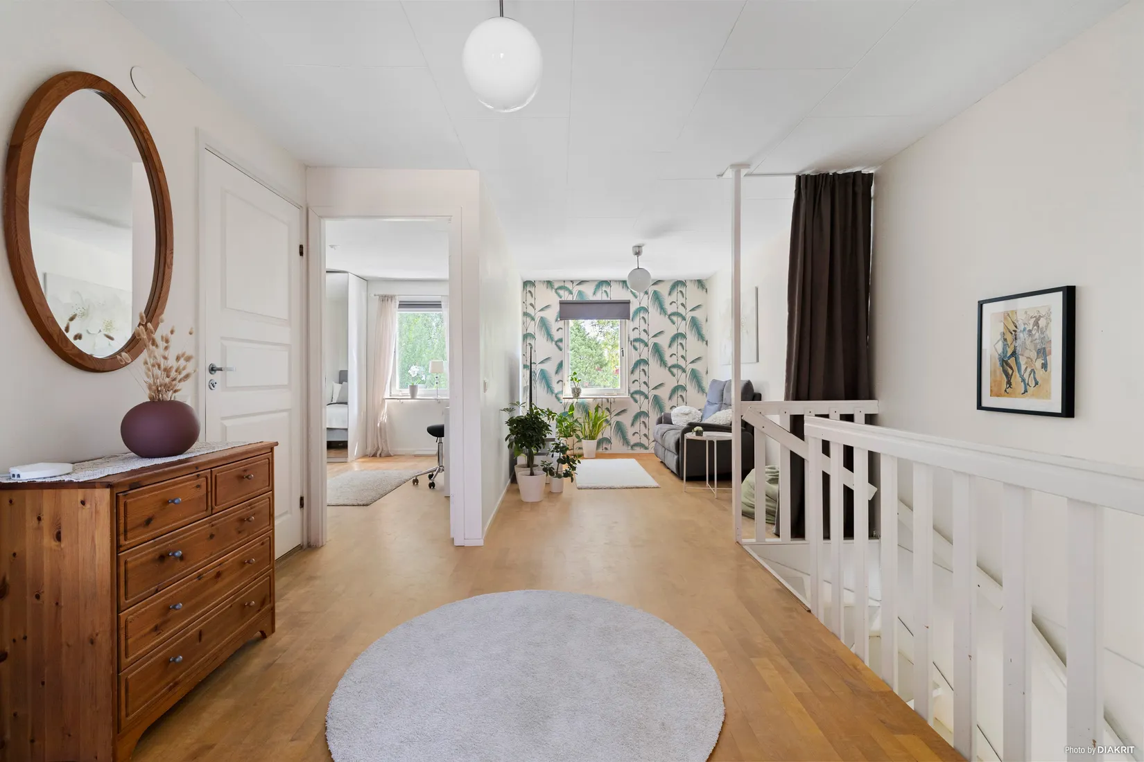 Radhus, Predikantvägen 4, Gribbylund, Täby