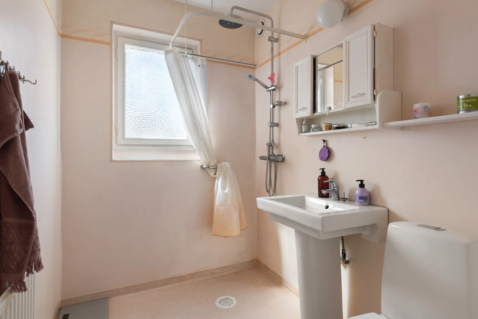 Bostadsrätt, Sanavägen 3B, Centrala Hallstavik, Norrtälje