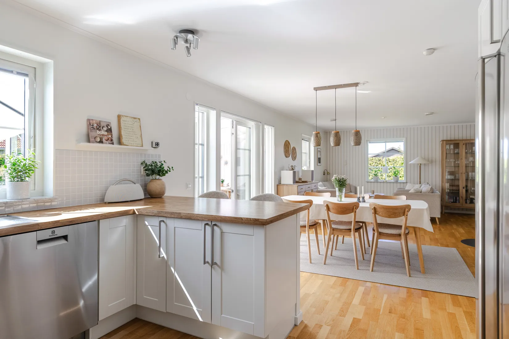 Villa, Lövsångarevägen 2, Linköping