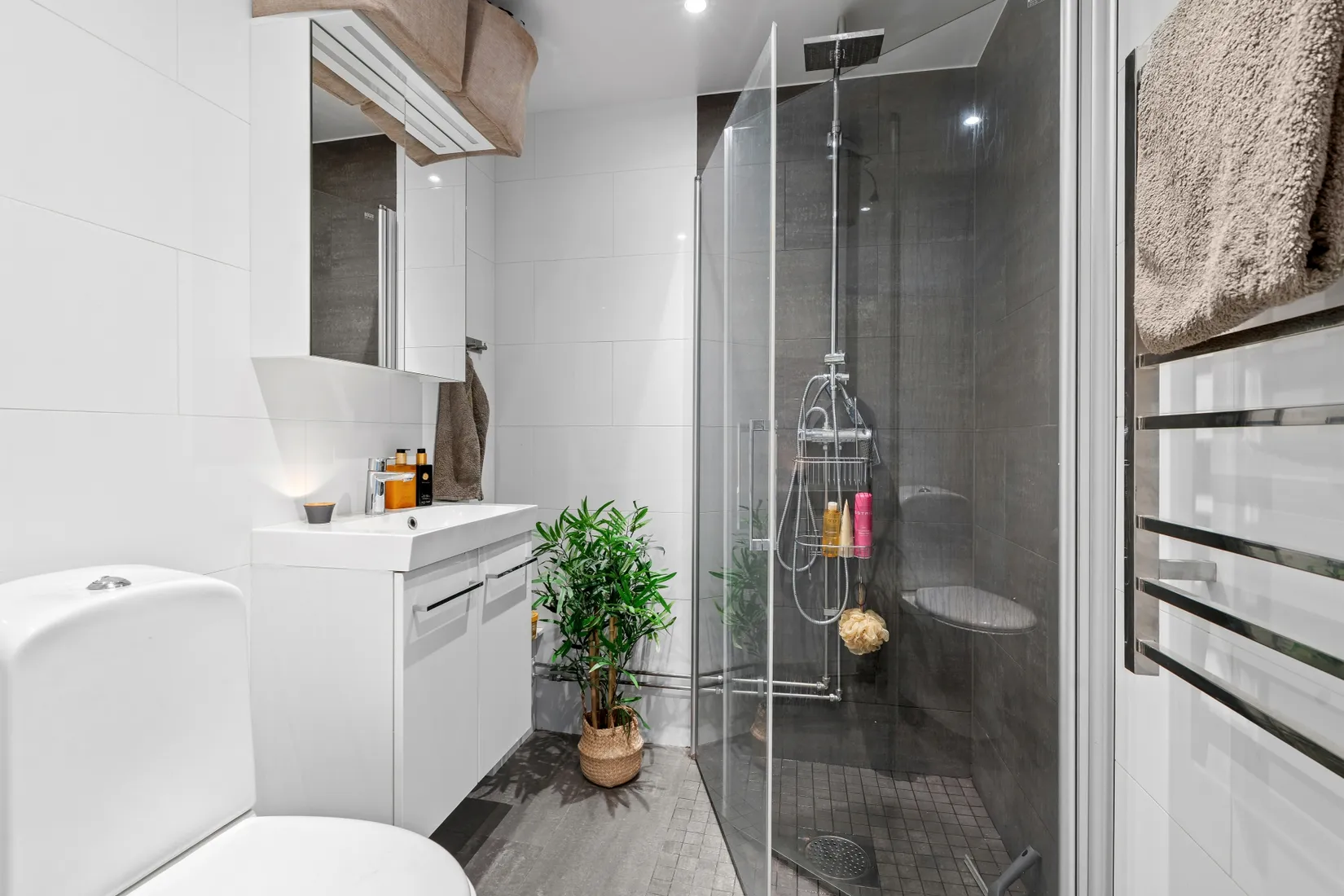 Bostadsrätt, Kruthornsvägen 40, Edsberg, Sollentuna