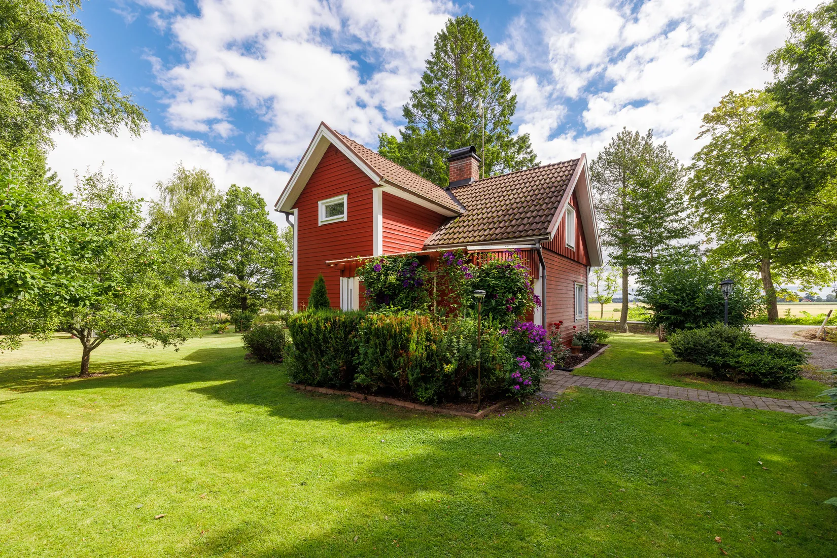 Villa, Täby Velanda 412, Örebro