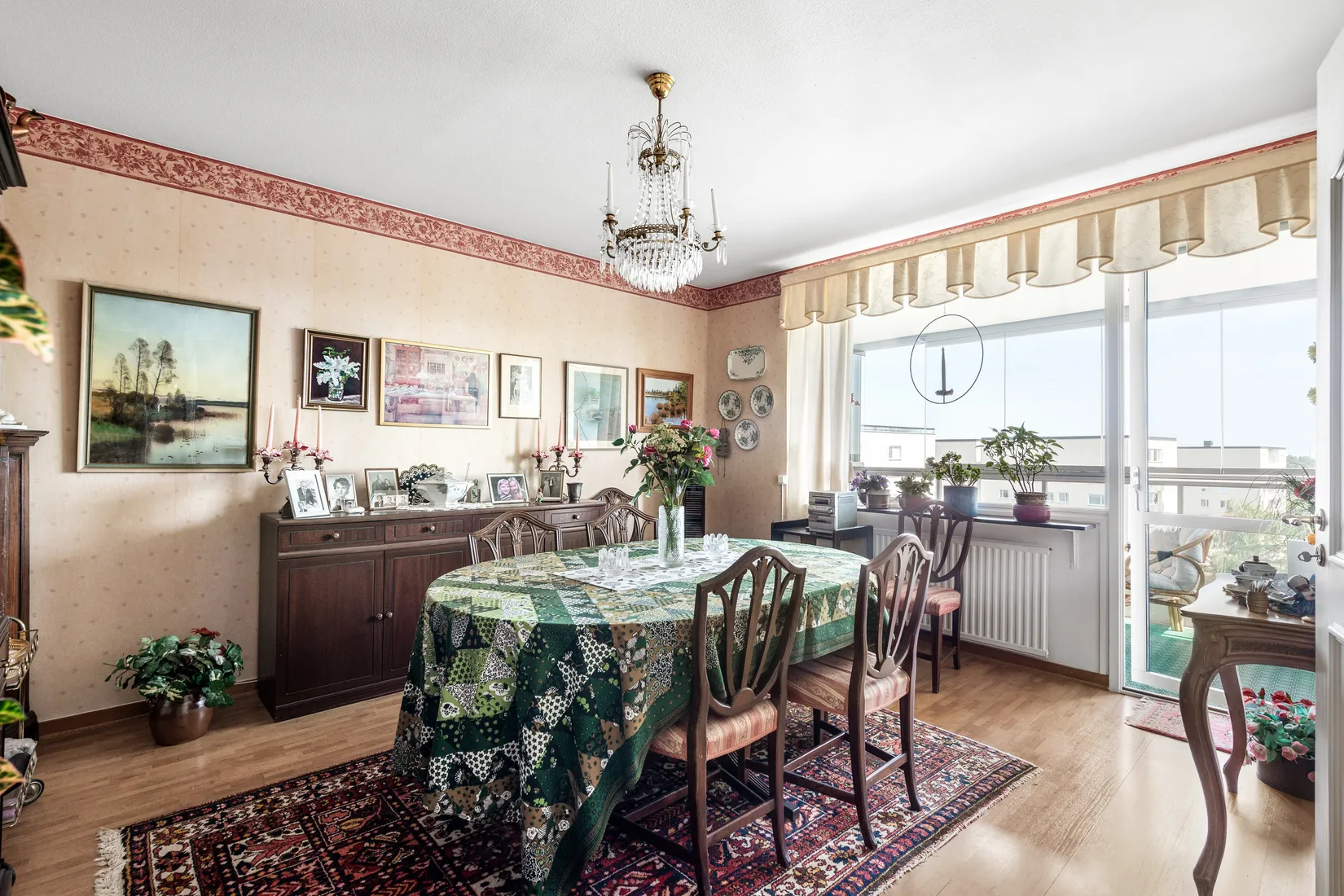 Bostadsrätt, Larsbodavägen 38, vån 8/8 Etage, Farsta, Stockholm