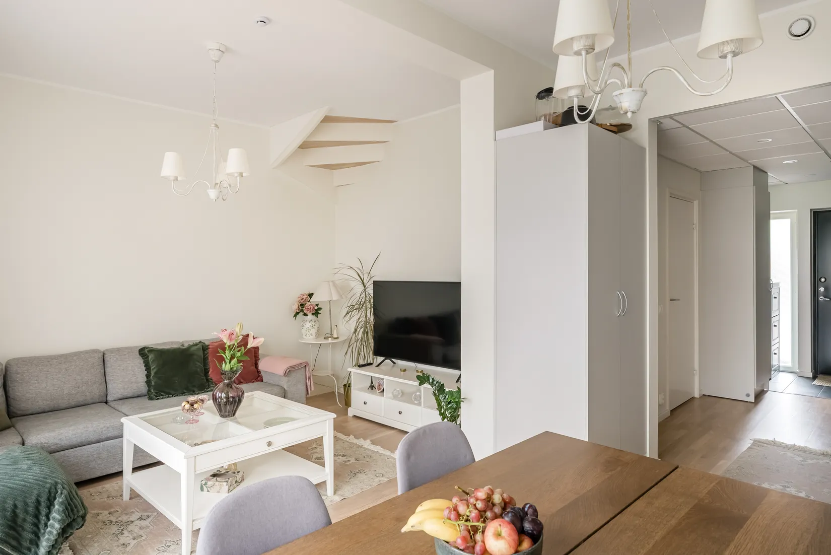 Radhus, Segersällsvägen 11, Jakobsberg, Järfälla