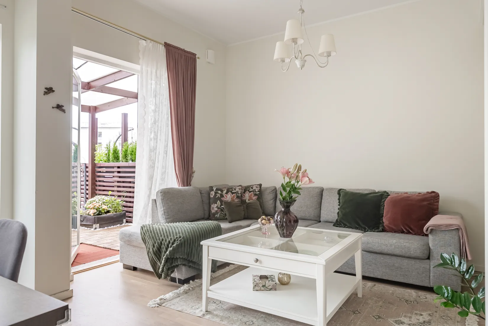 Radhus, Segersällsvägen 11, Jakobsberg, Järfälla