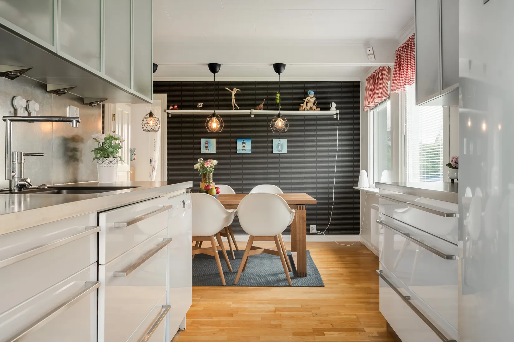 Villa, Beles väg 14, Runnevål, Kil