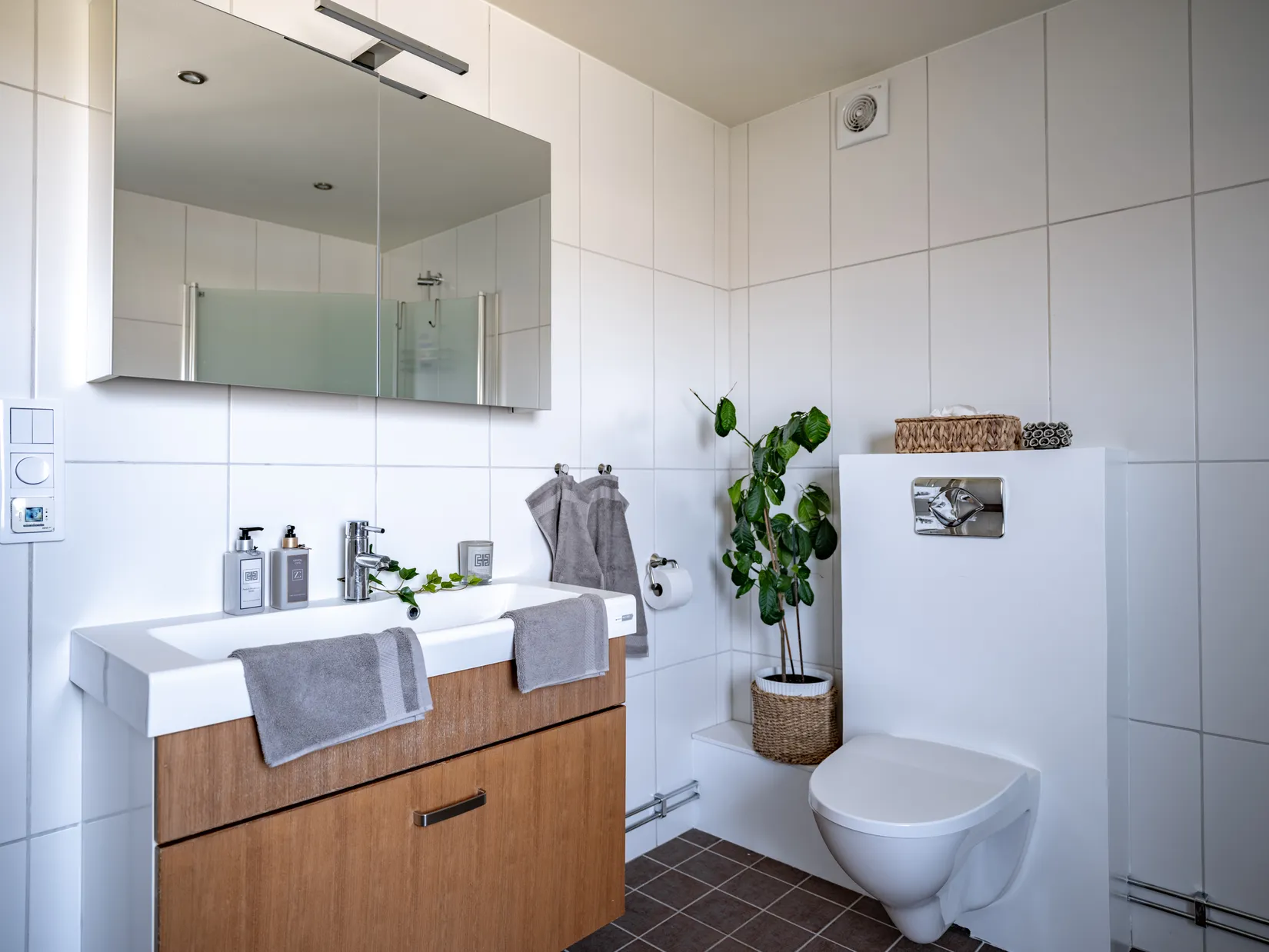 Radhus, Mantalsvägen 61, Ella Gård, Täby