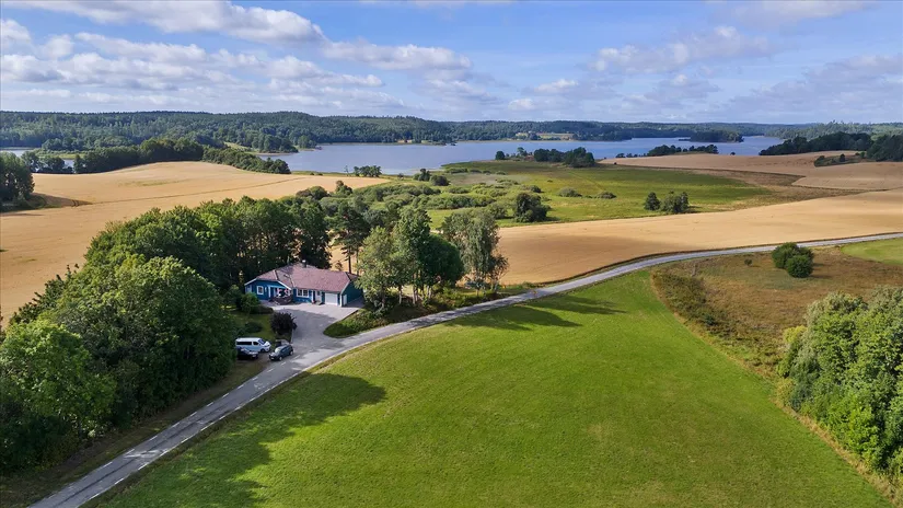 Villa, Ellenö 13, Färgelanda