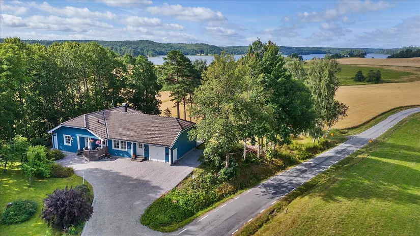 Villa, Ellenö 13, Färgelanda