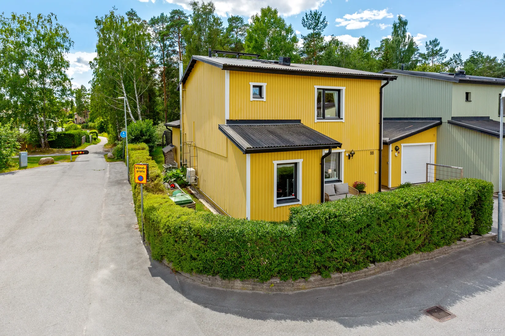 Radhus, Litsbyvägen 88, Skarpäng, Täby