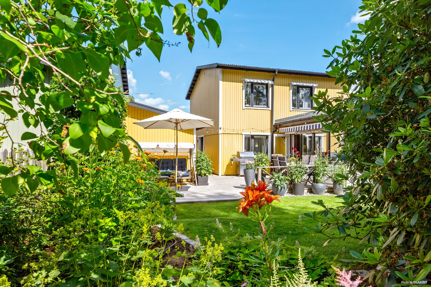 Radhus, Litsbyvägen 88, Skarpäng, Täby