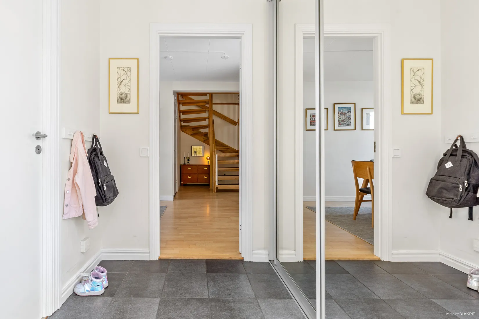 Radhus, Litsbyvägen 88, Skarpäng, Täby