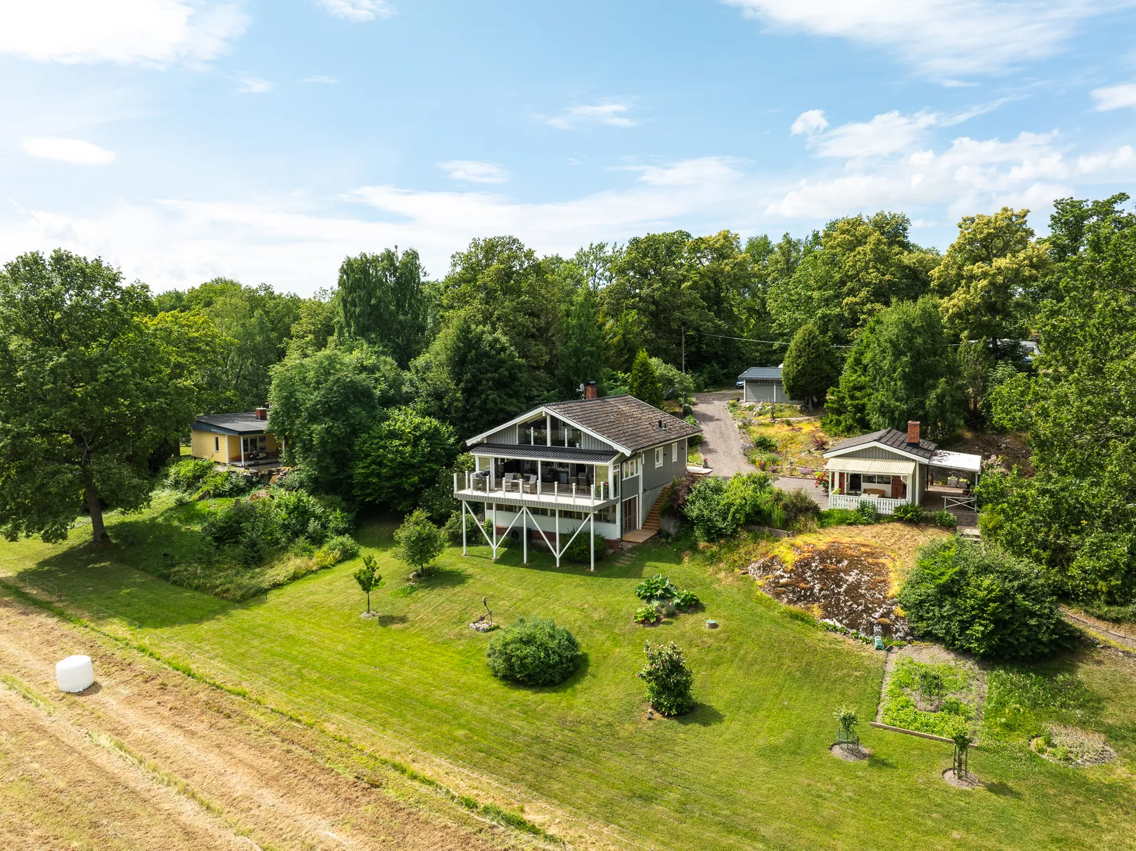 Villa, Gärdesbacken 6, Kvicksund, Västerås