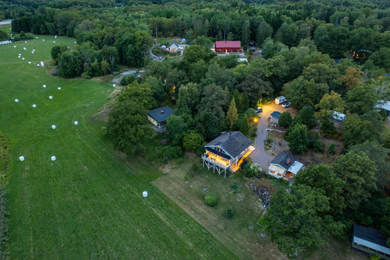 Villa, Gärdesbacken 6, Kvicksund, Västerås