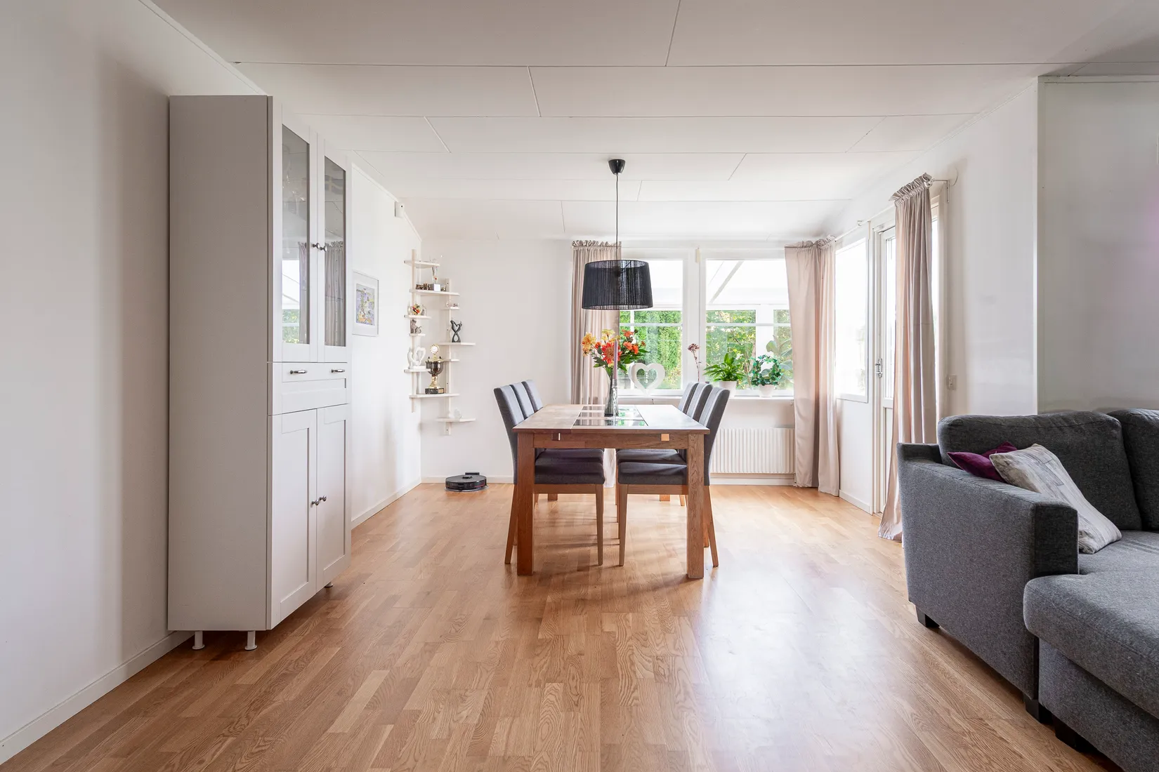 Radhus, Krakas väg 5, Irsta, Västerås