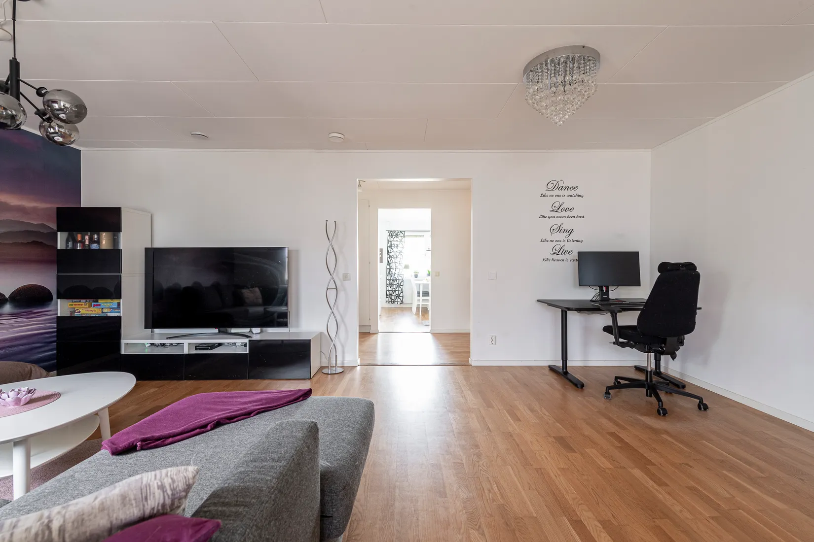 Radhus, Krakas väg 5, Irsta, Västerås