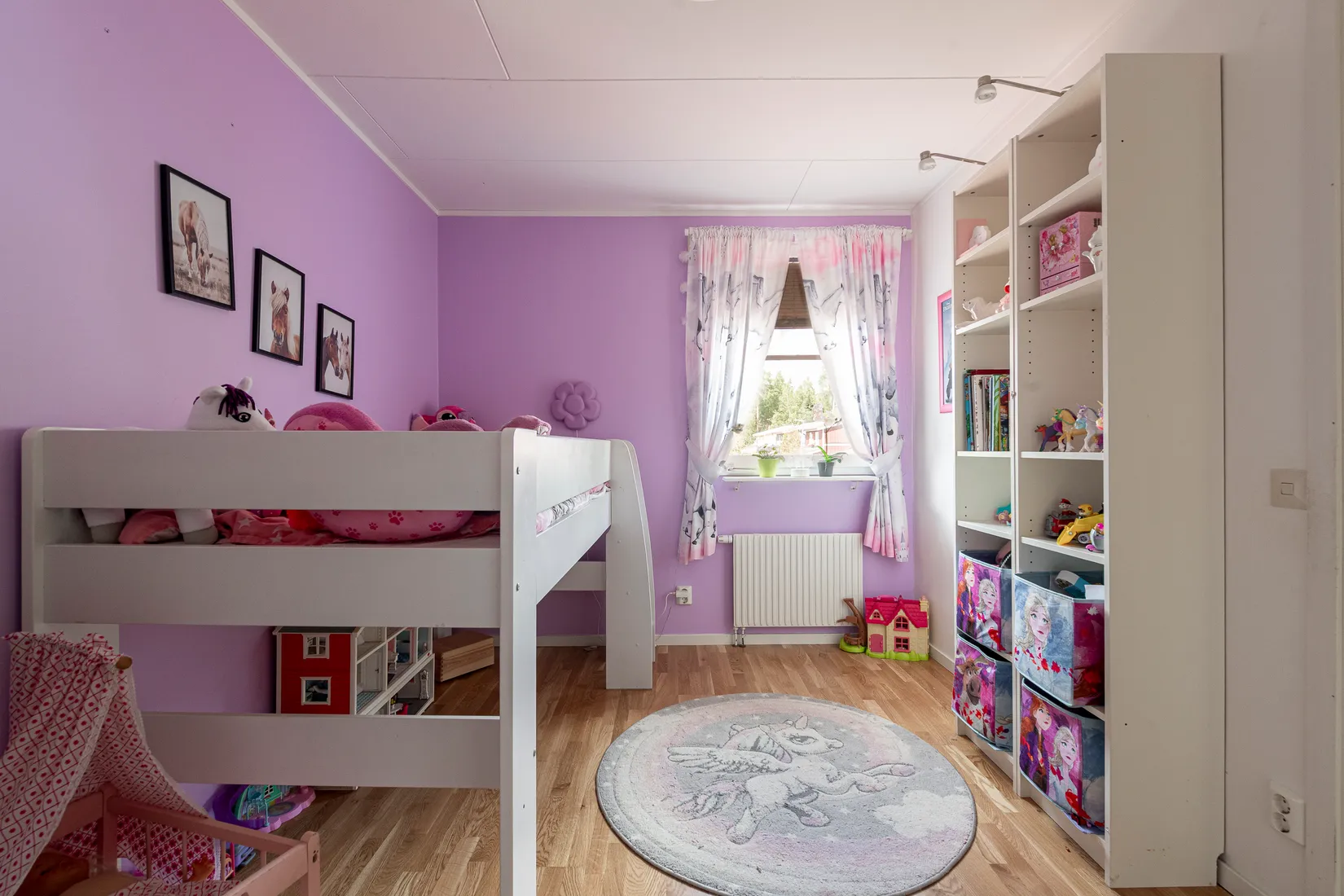 Radhus, Krakas väg 5, Irsta, Västerås