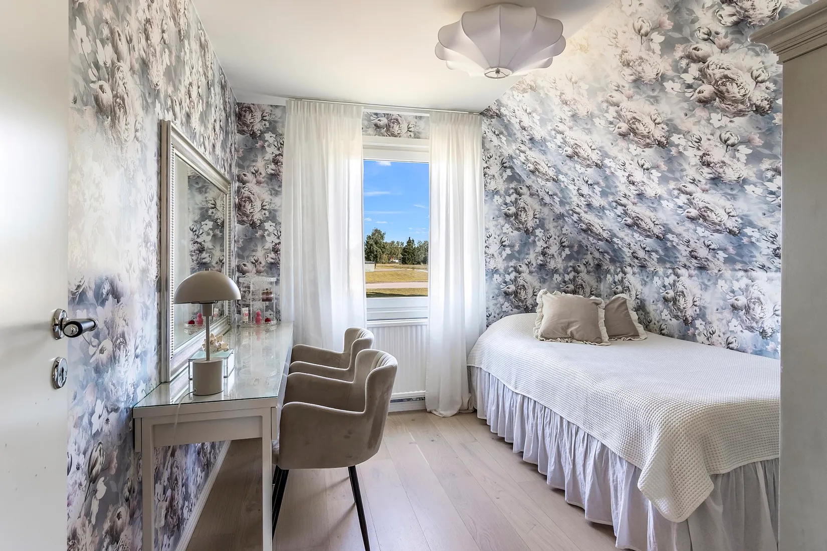 Villa, Katthedsvägen 11, Skultuna, Västerås