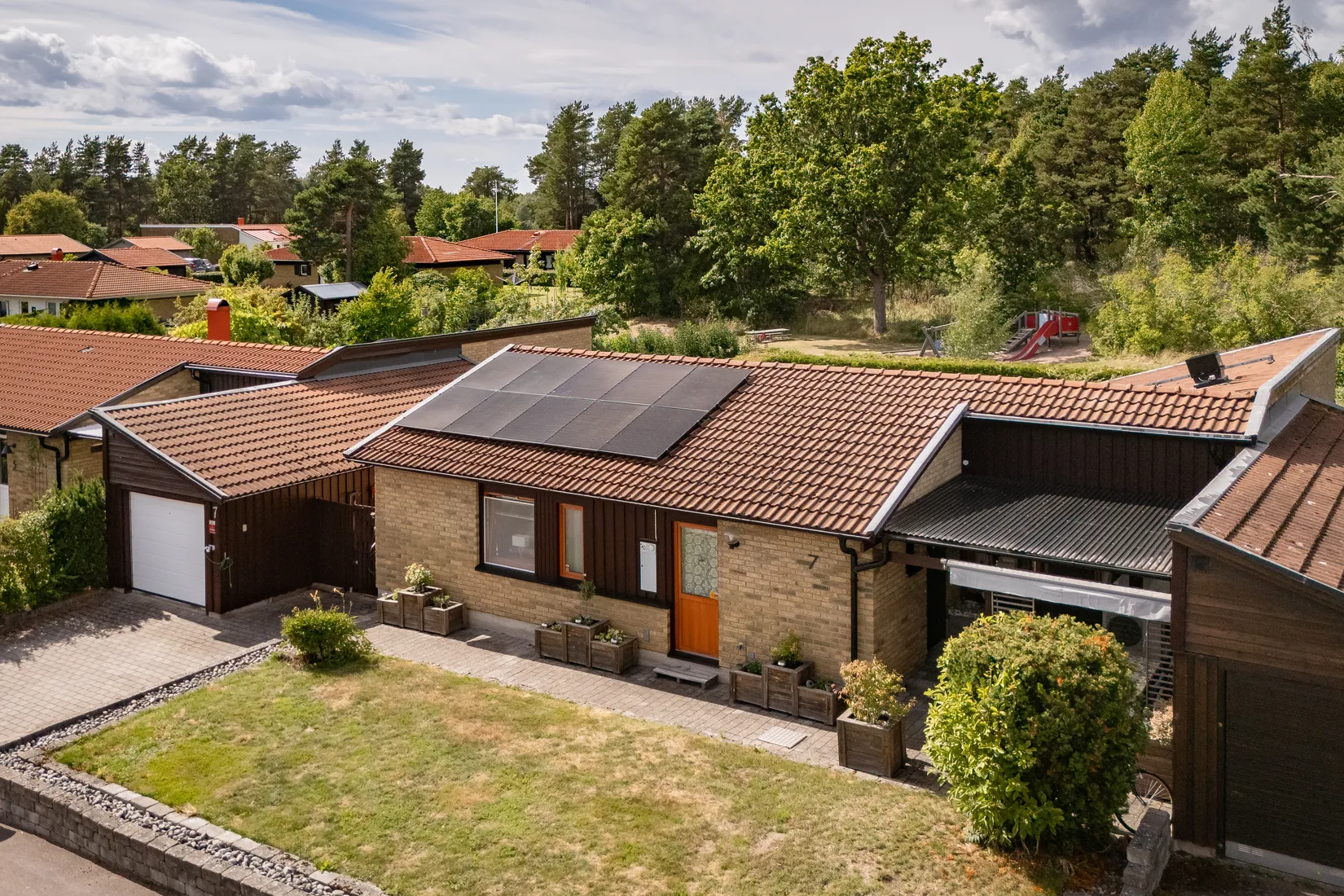 Villa, Dahliavägen 7, Hälltorp, Hammarö