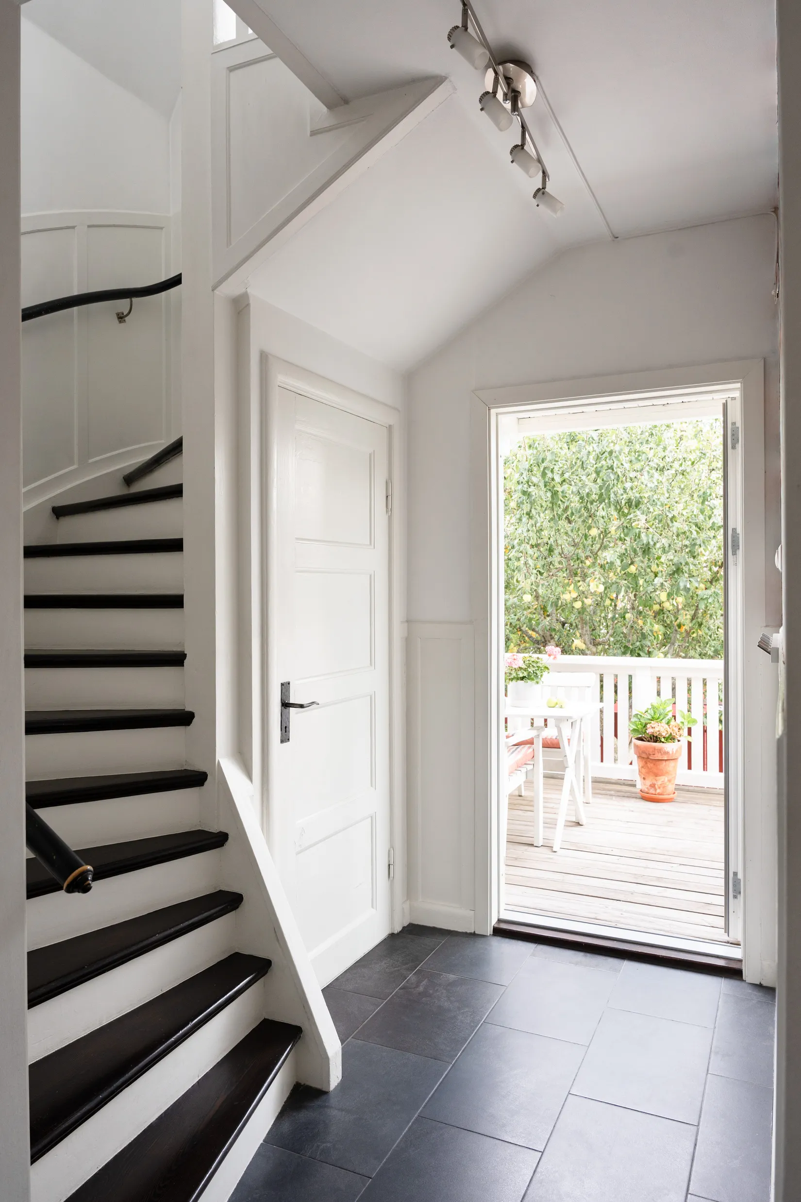 Villa, Nedre Hyttvägen 5, Annedal, Västerås