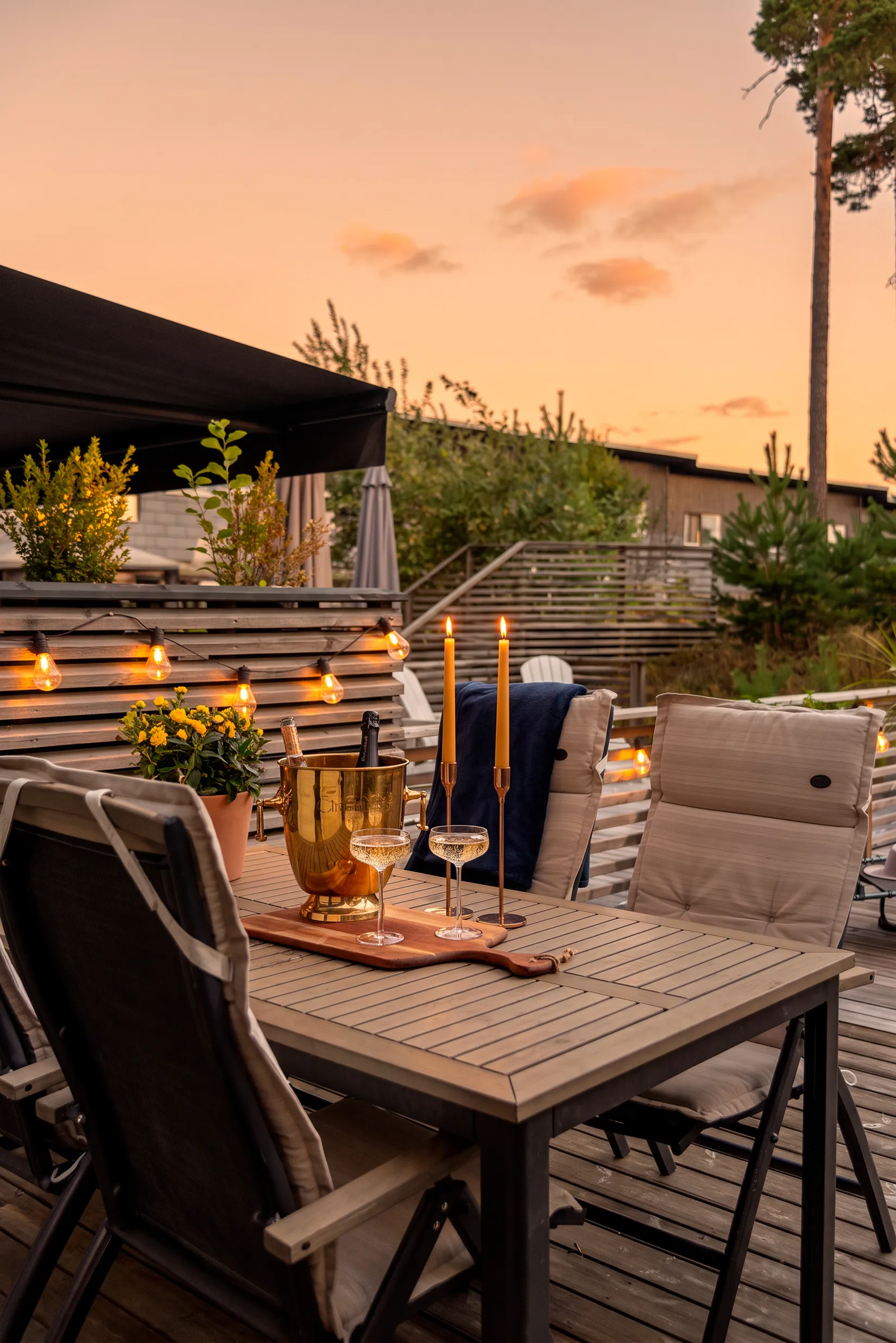 Radhus, Stäkshöjden 48, Stäket, Järfälla
