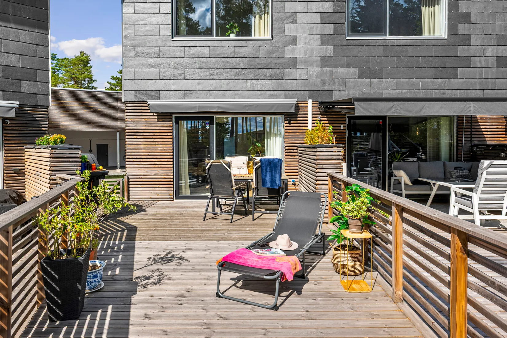 Radhus, Stäkshöjden 48, Stäket, Järfälla
