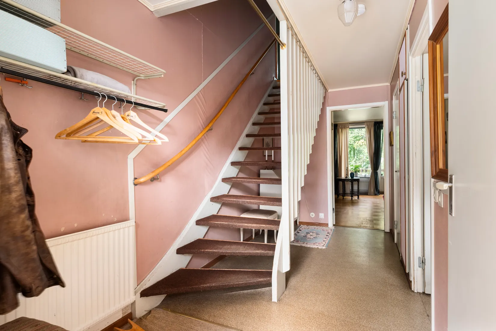 Radhus, Valborgsstigen 58, Nälsta, Stockholm