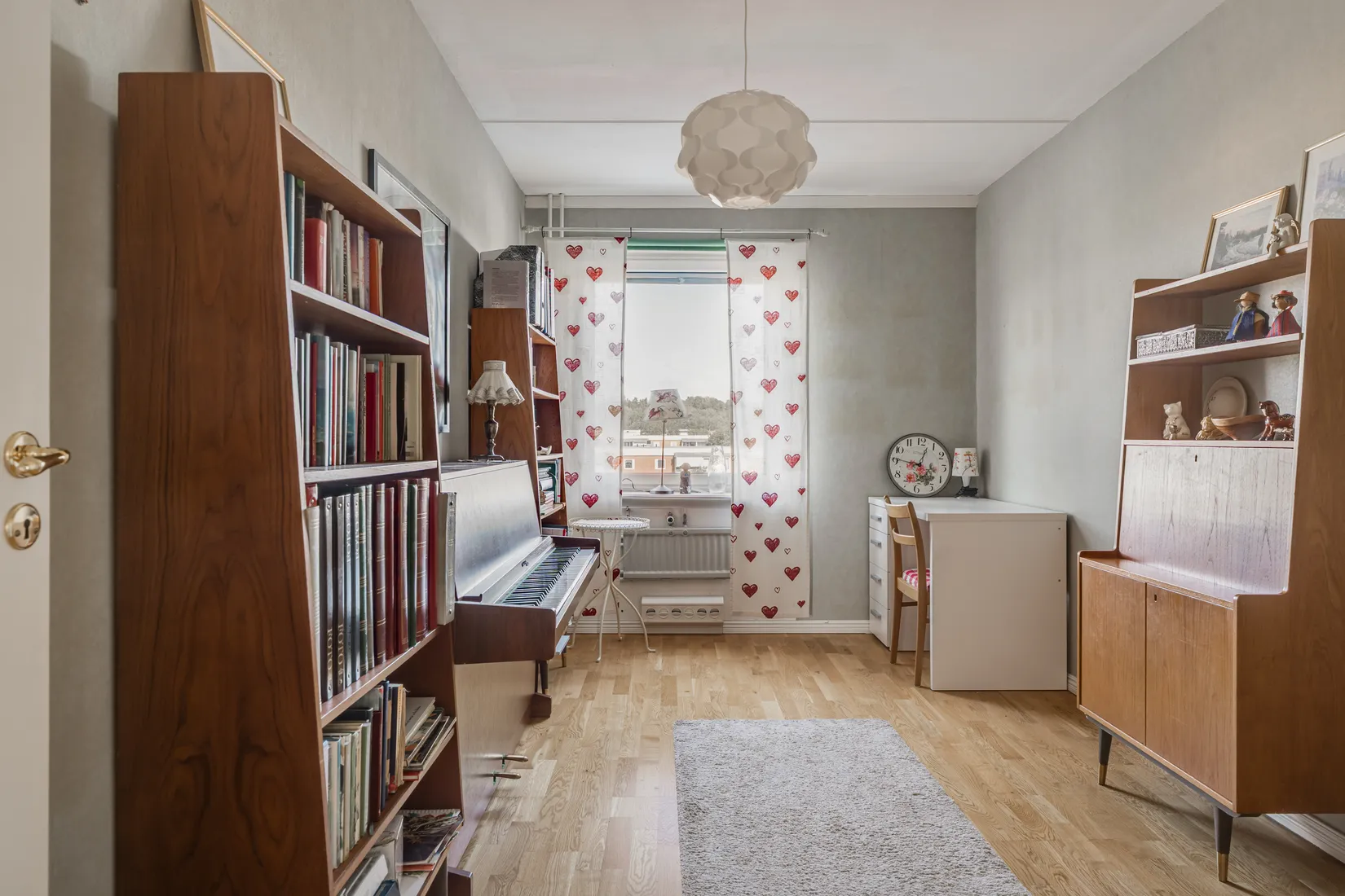 Bostadsrätt, ÅKERBYVÄGEN 96, Täby centrum - storstugan, Täby