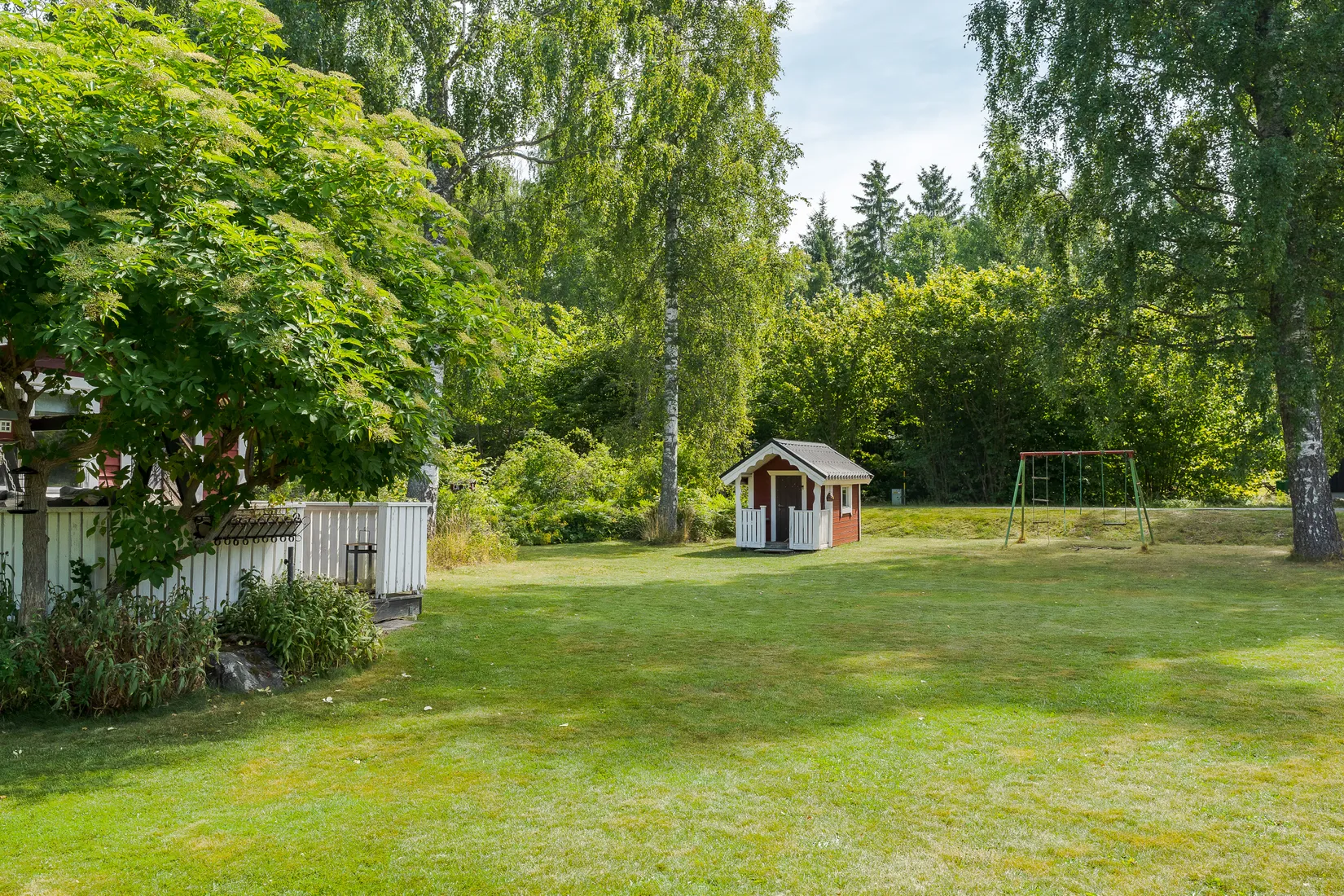 Villa, Uddstigen 6, Uddens Fritidshusområde, Katrineholm