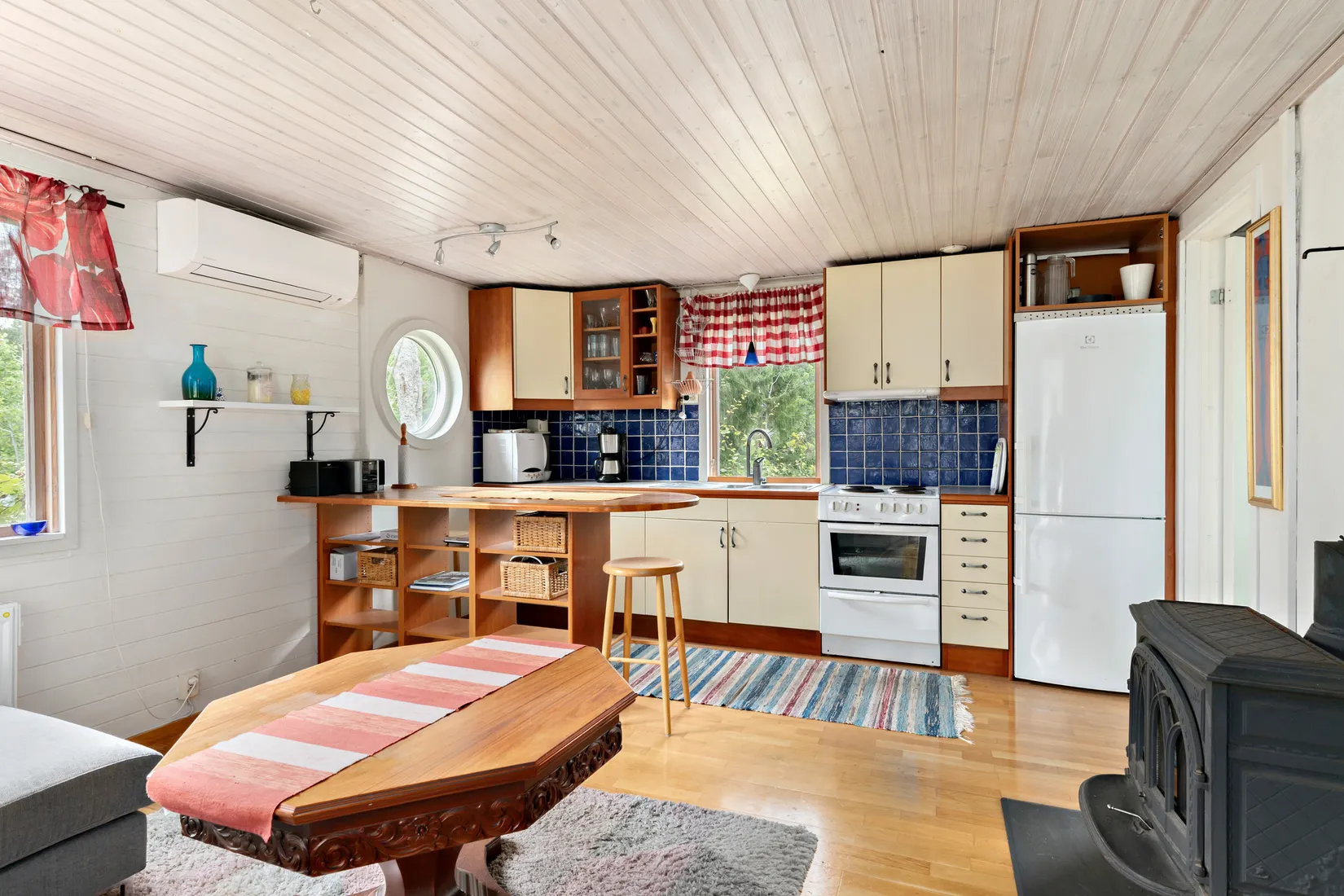 Villa, Smaranäshöjden 16, Smara, Norrtälje