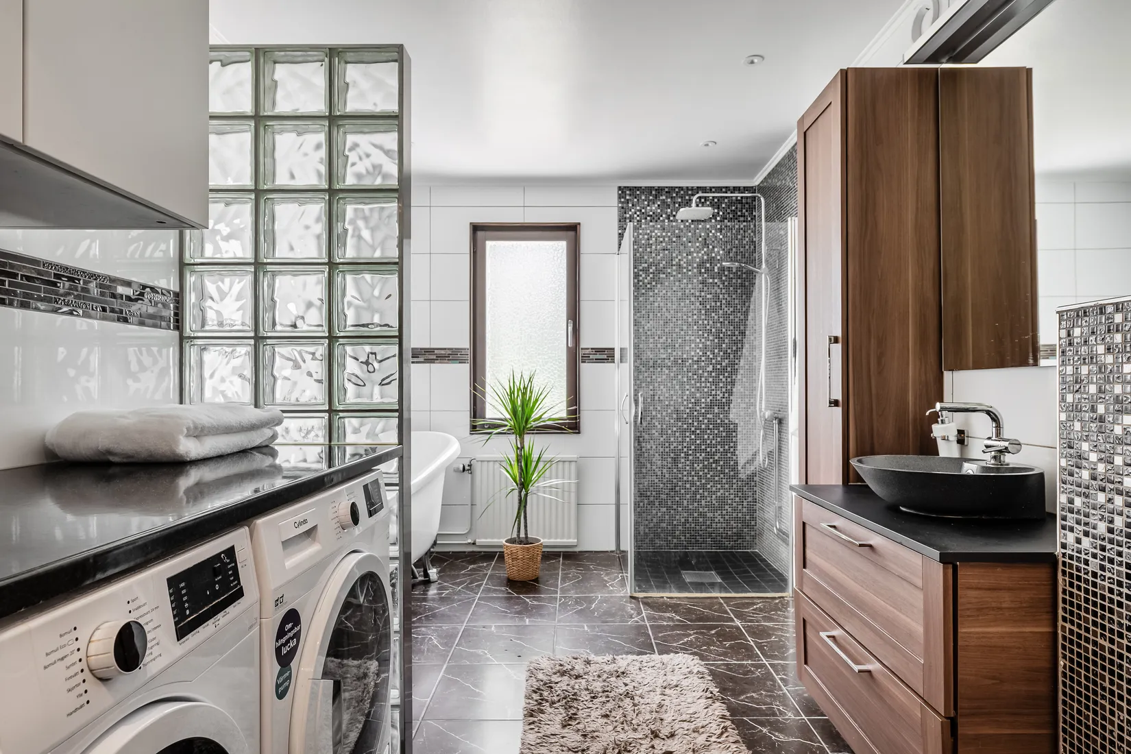 Bostadsrätt, Mariehemsvägen 31 E LGH 1103, Mariehem, Umeå