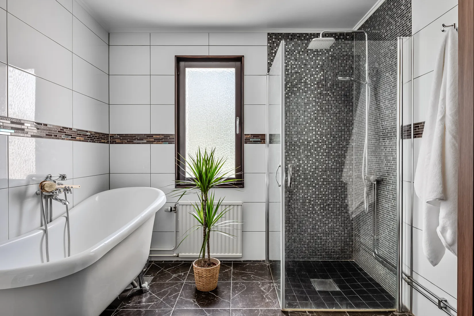 Bostadsrätt, Mariehemsvägen 31 E LGH 1103, Mariehem, Umeå