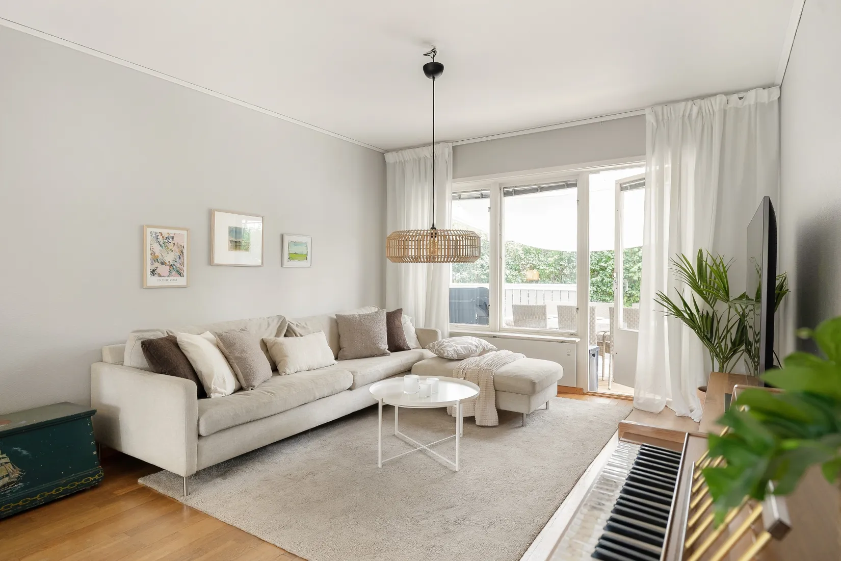 Villa, Östra Banvägen 1, Österskär, Österåker
