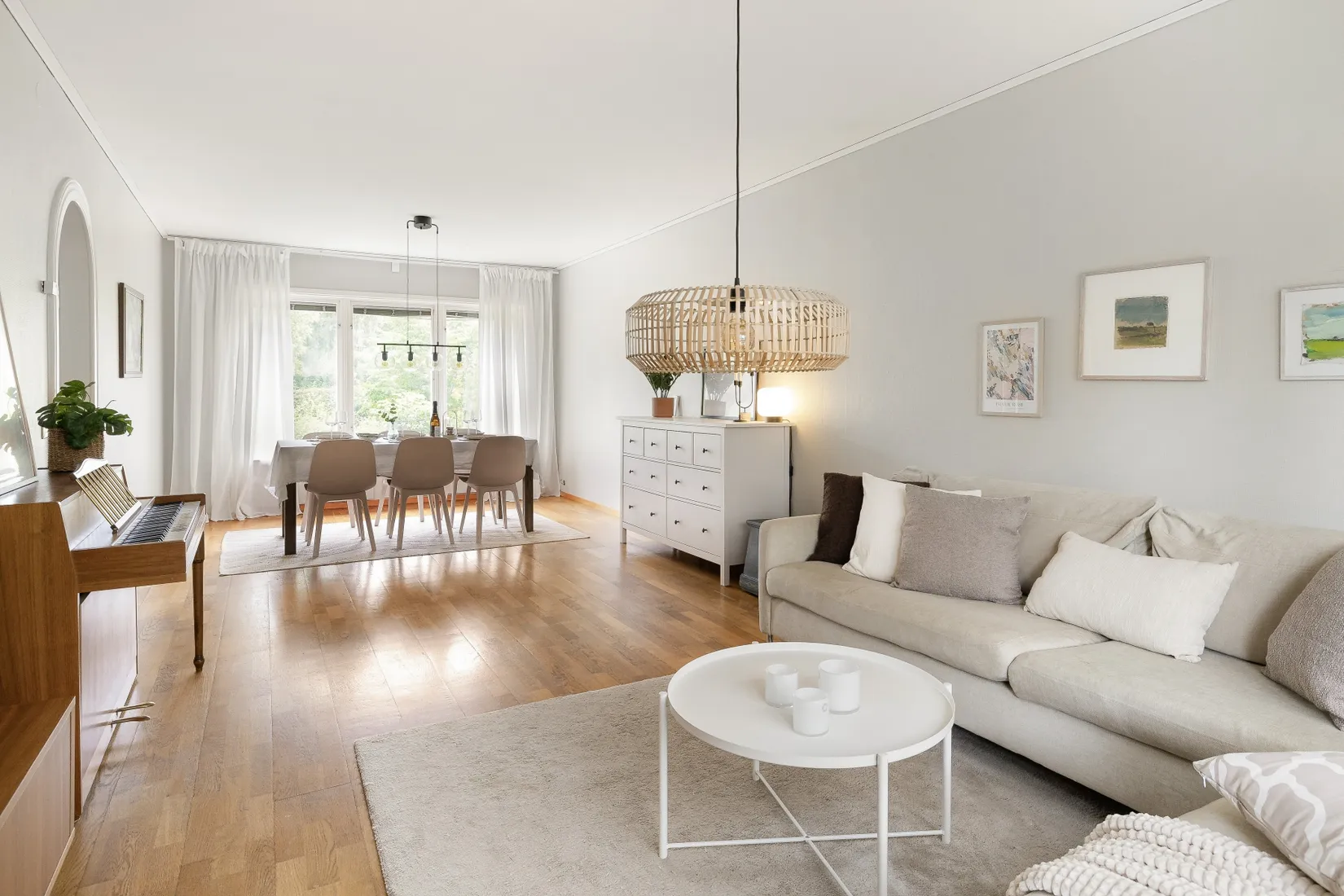 Villa, Östra Banvägen 1, Österskär, Österåker