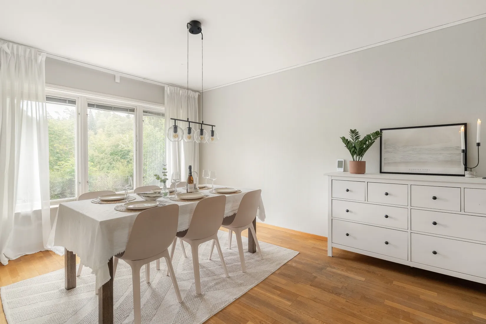 Villa, Östra Banvägen 1, Österskär, Österåker