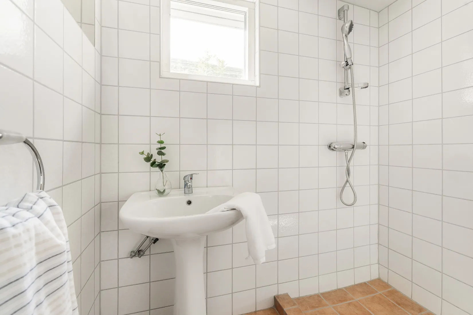 Villa, Östra Banvägen 1, Österskär, Österåker
