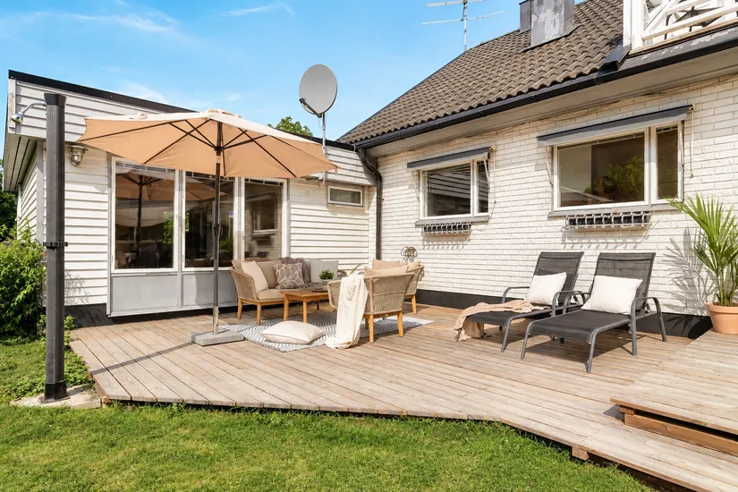 Villa, Östra Banvägen 1, Österskär, Österåker