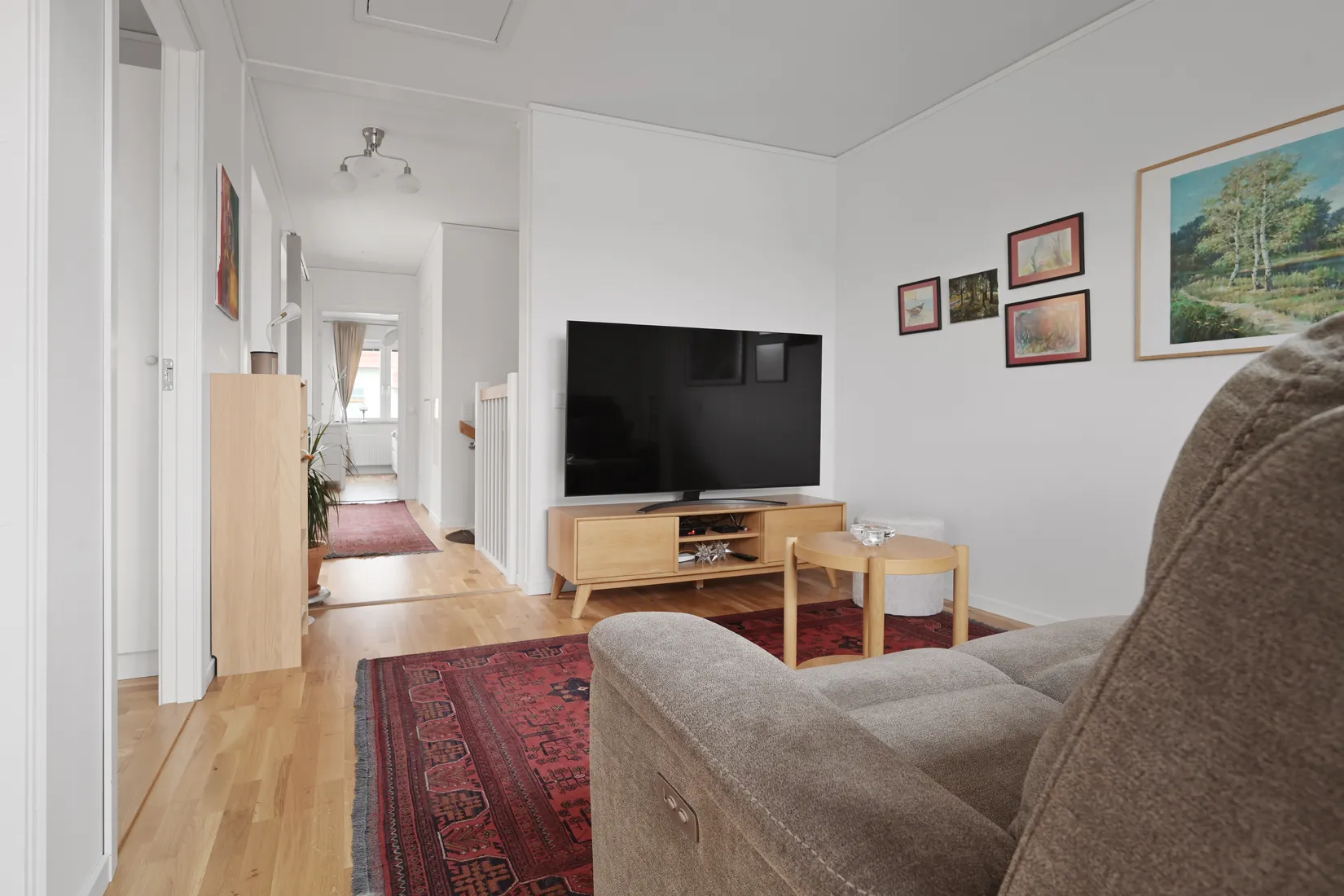 Radhus, Rödklövergatan 1, Eds Allé, Upplands Väsby
