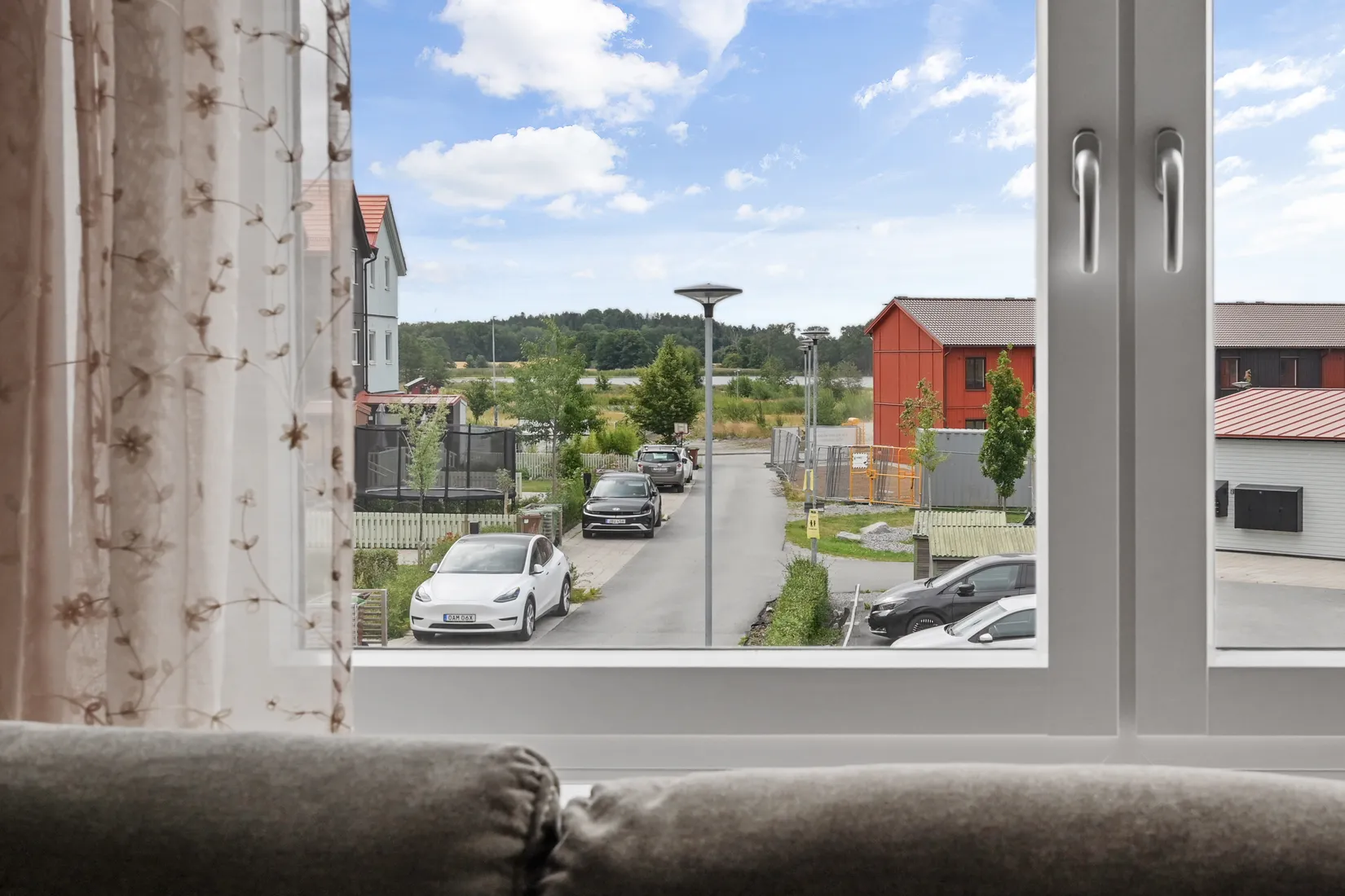 Radhus, Rödklövergatan 1, Eds Allé, Upplands Väsby