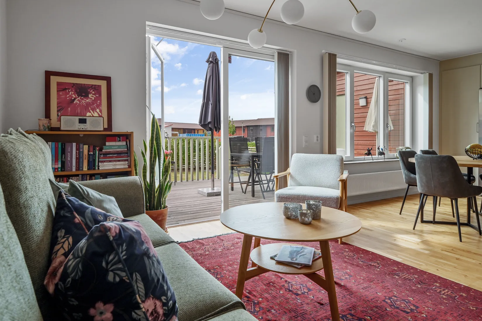 Radhus, Rödklövergatan 1, Eds Allé, Upplands Väsby