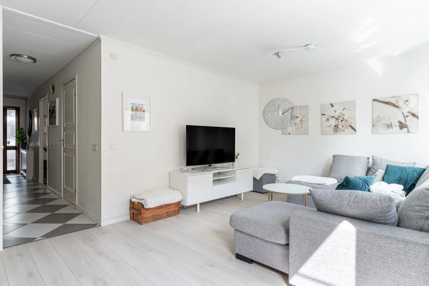 Radhus, Lundbladsvägen 19B, Sveaplan/Lasarettsområdet, Eskilstuna