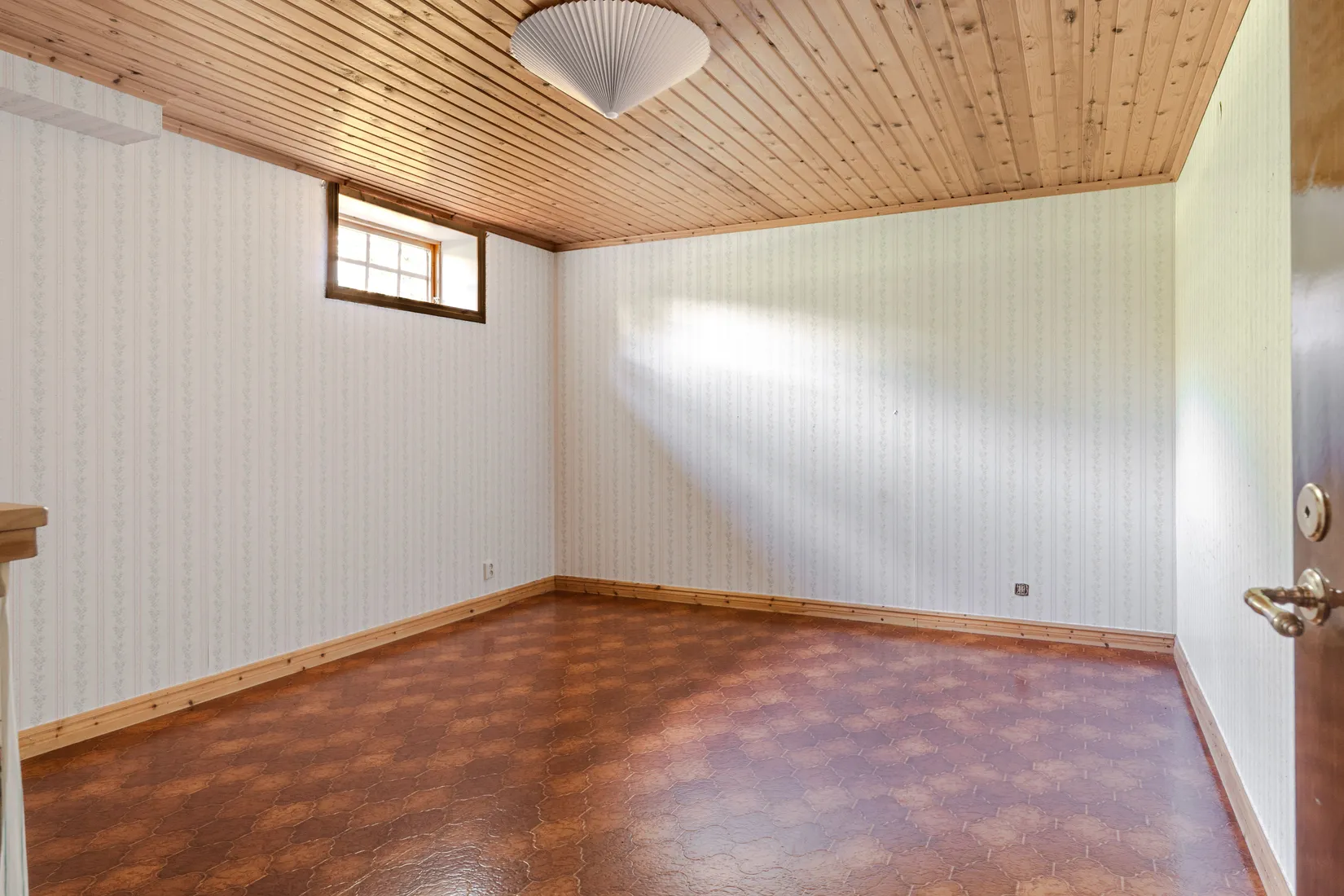 Villa, Backvägen 9, Krokom