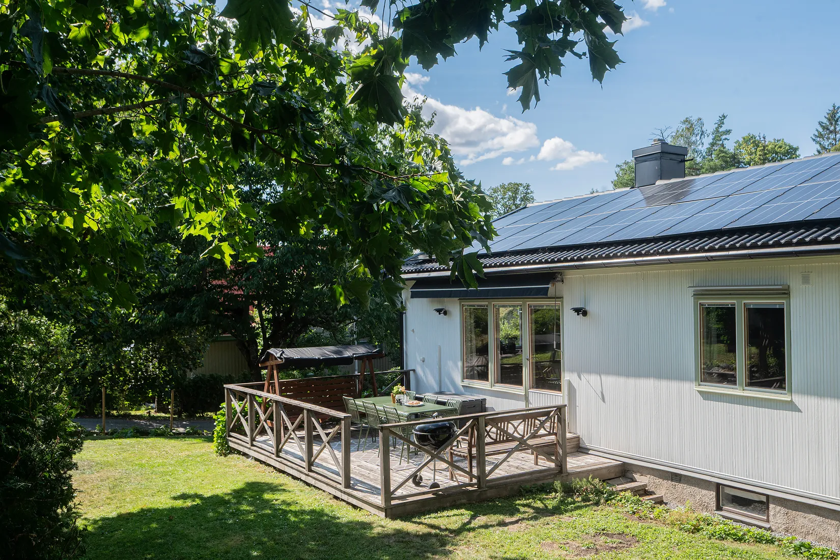 Villa, Rotnäsvägen 52, Huddinge - sjönära intill Trehörningen, Huddinge